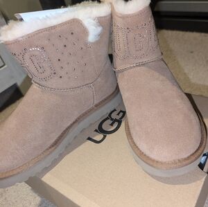 UGG Chestnut Suede Boots with Studs. Big Kids Girl Size EUR 36, EUR 5